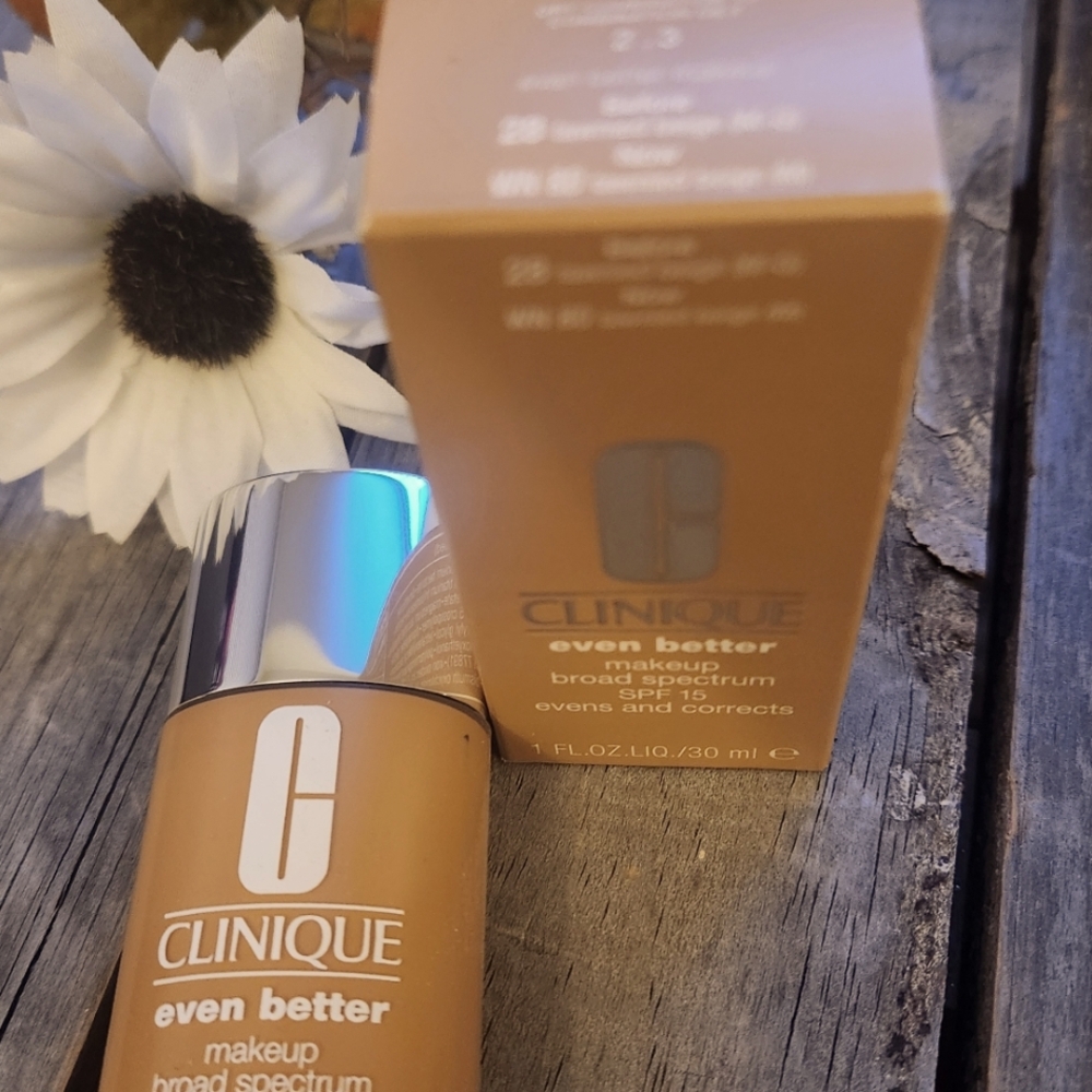 Clinique Even Better Makeup Broad Spectrum Soft 15 cn126 WN80